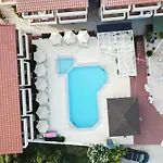 Hotel Plaza Sarti