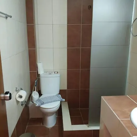 فندق Plaza سارتي