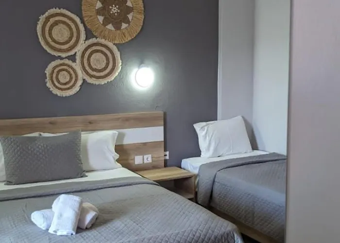 Plaza Hotel Sárti